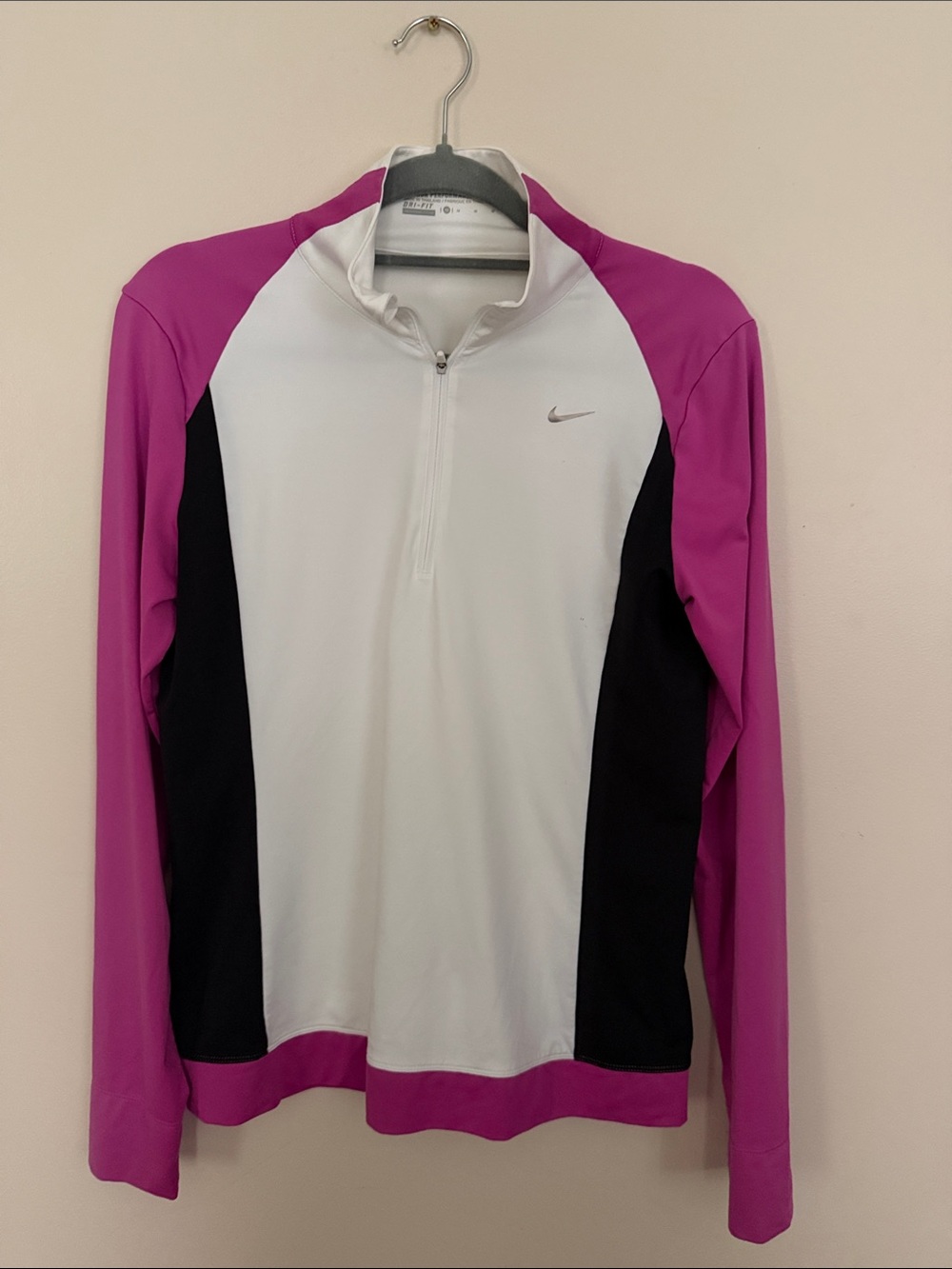 Nike Long Sleeve 1/4 Zip Top in White, Pink, Black
